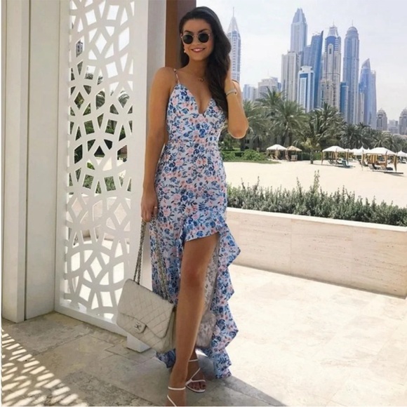 Lovers and Friends Ahamani Gown in Meadow Floral NWT - Picture 2 of 5